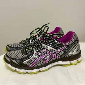 adidas full black sports shoes